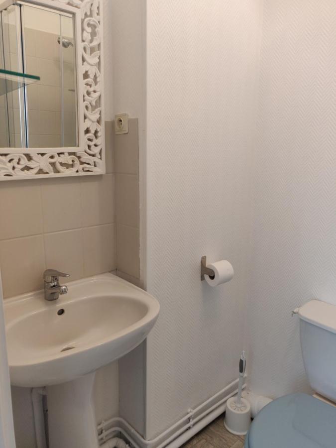 Bed and Breakfast Les Fleurs Du Mont Caux Екстер'єр фото