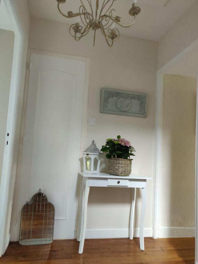 Bed and Breakfast Les Fleurs Du Mont Caux Екстер'єр фото